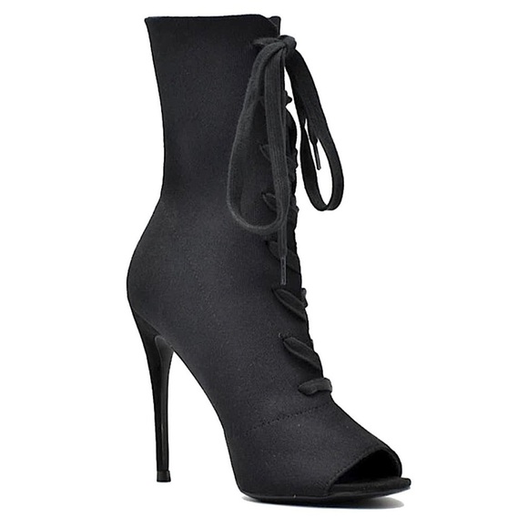 Steve Madden Shannon Lace Up Peep Toe Sock Bootie black stretchy women’s 5.5 - Picture 1 of 8